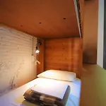 ホステル テン トゥ ゴー