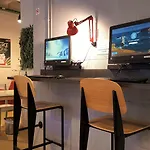 テン トゥ ゴー ホステル バルセロナ