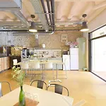 テン トゥ ゴー ホステル バルセロナ