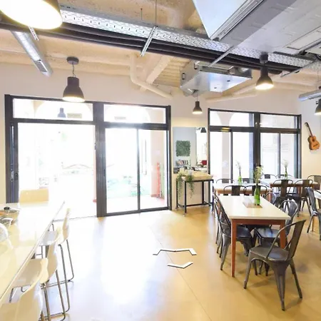 腾图古旅馆 巴塞罗那