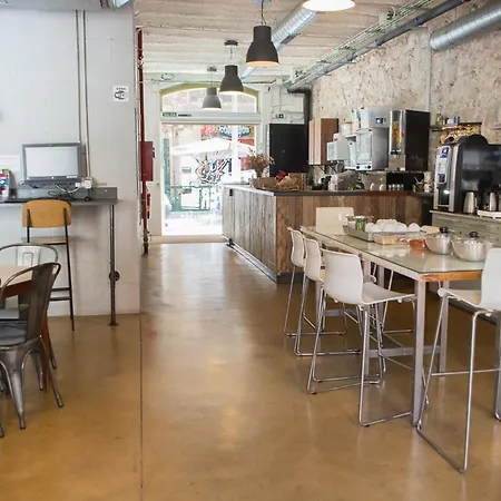 旅馆 腾图古旅馆 *