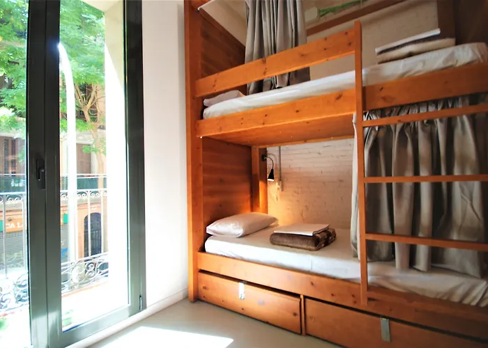 旅馆 腾图古旅馆 *