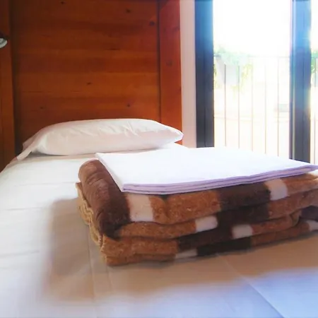Hostel To Go *